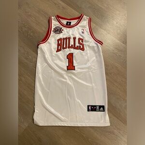Derrick Rose Bulls Jersey